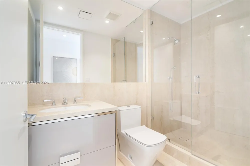 15701 Collins Ave #2302 Sunny Isles Beach, FL 33160