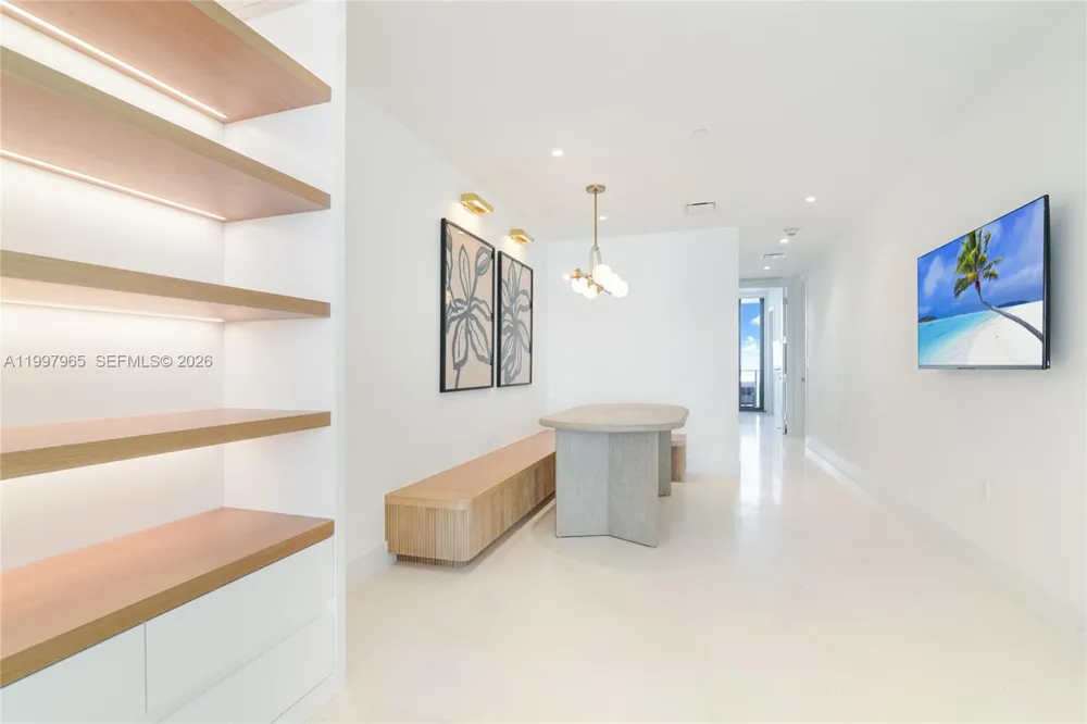 15701 Collins Ave #2302 Sunny Isles Beach, FL 33160