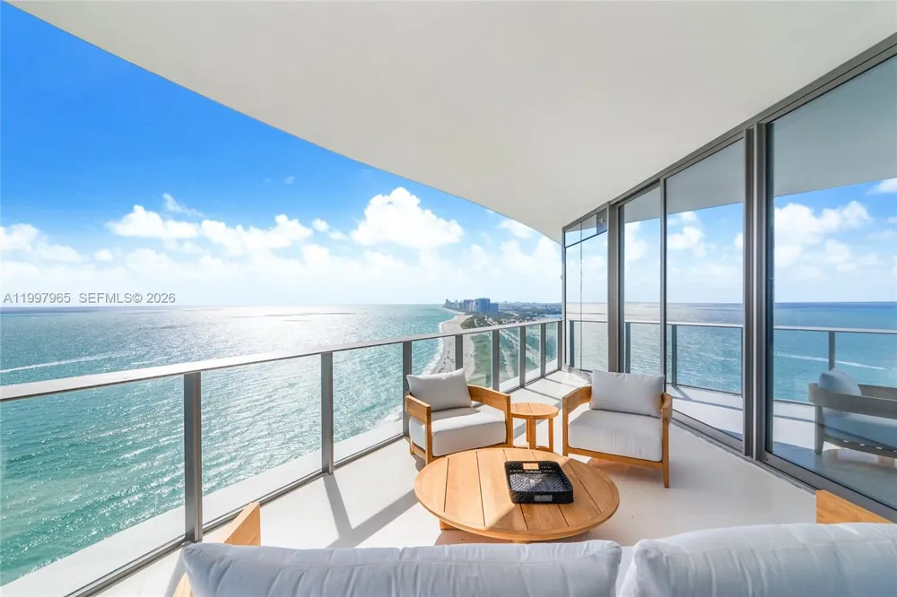 15701 Collins Ave #2302 Sunny Isles Beach, FL 33160