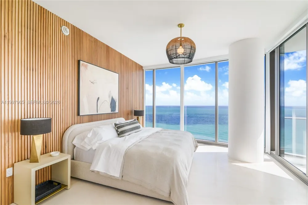 15701 Collins Ave #2302 Sunny Isles Beach, FL 33160