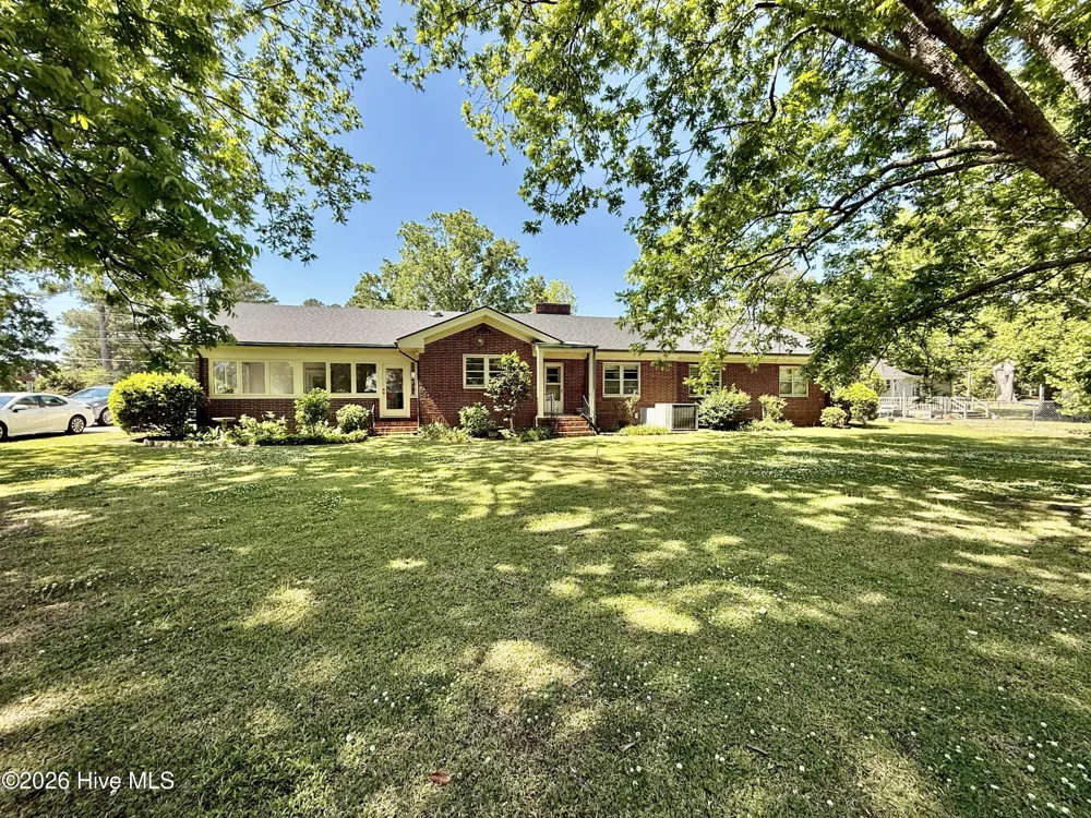 4068 Grimmersburg Street Farmville, NC 27828