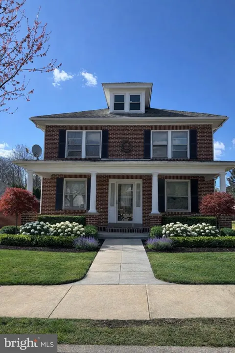26 BUCKS STREET