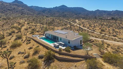 8825 Lilley Road