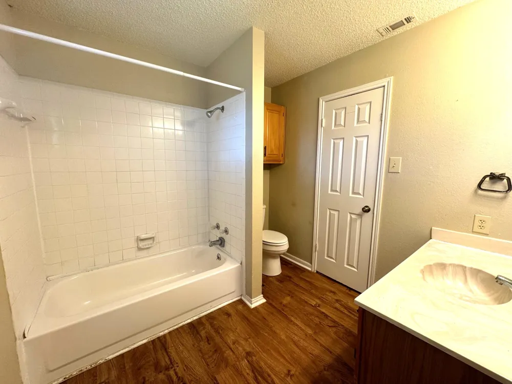 117 Quail Cove #A Lockhart, TX 78644