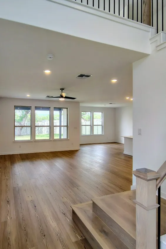 1816 Spring Mountain Cove Georgetown, TX 78628