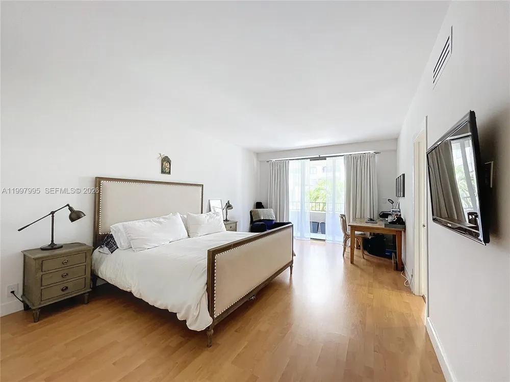 201 Crandon Blvd #163 Key Biscayne, FL 33149