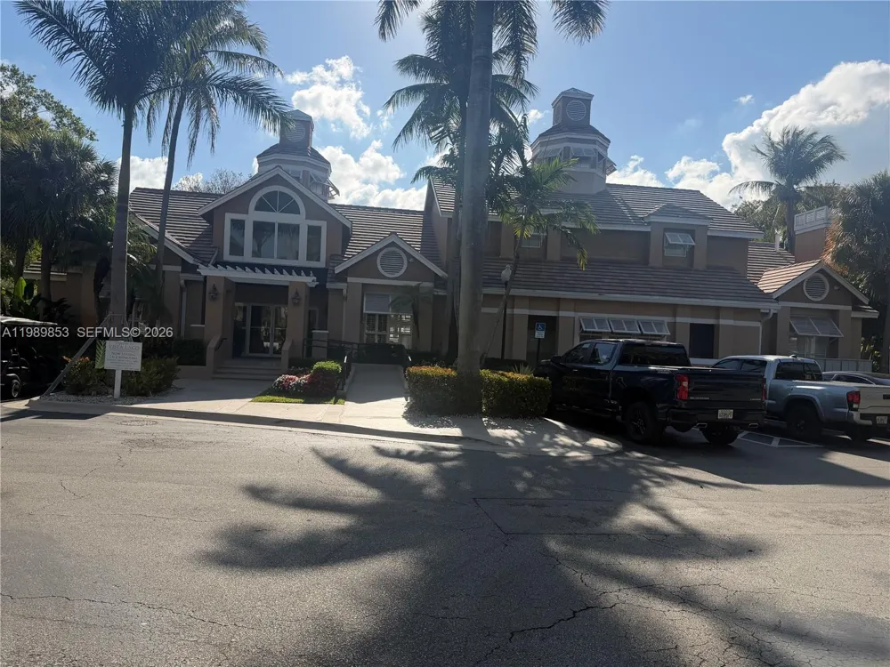 10670 SW 156th Pl #308 Miami, FL 33196