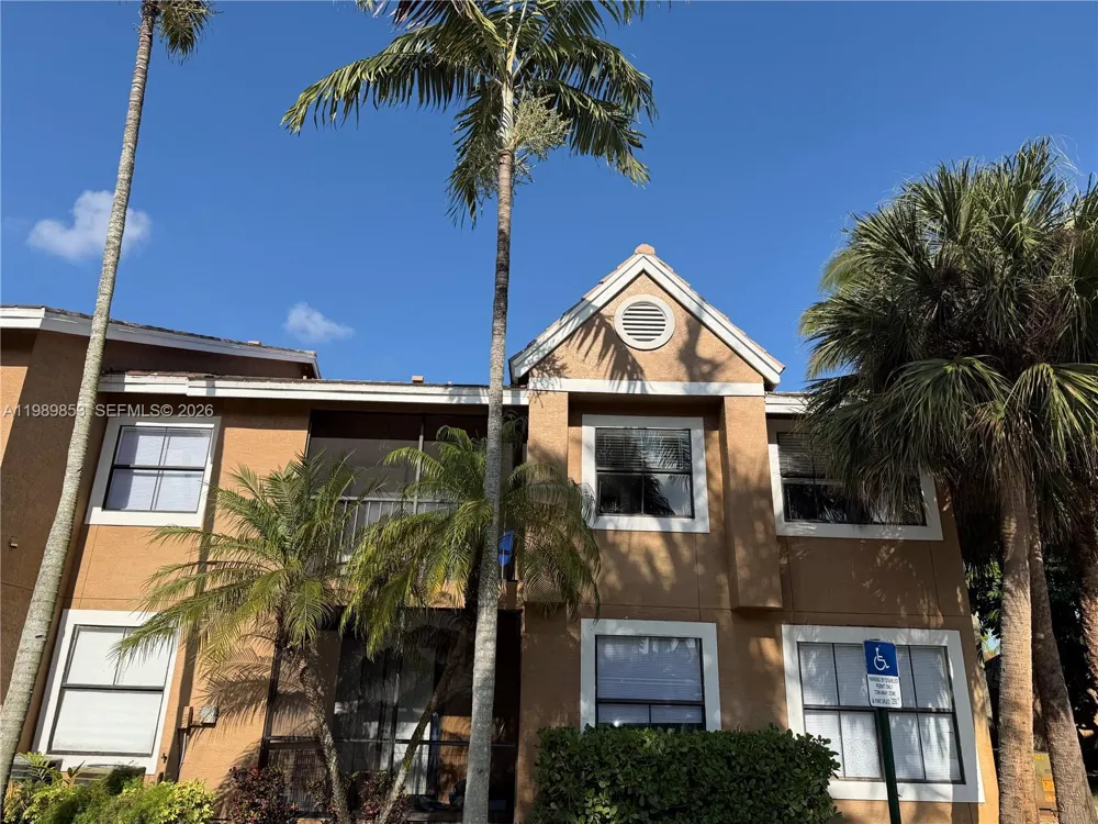 10670 SW 156th Pl #308 Miami, FL 33196