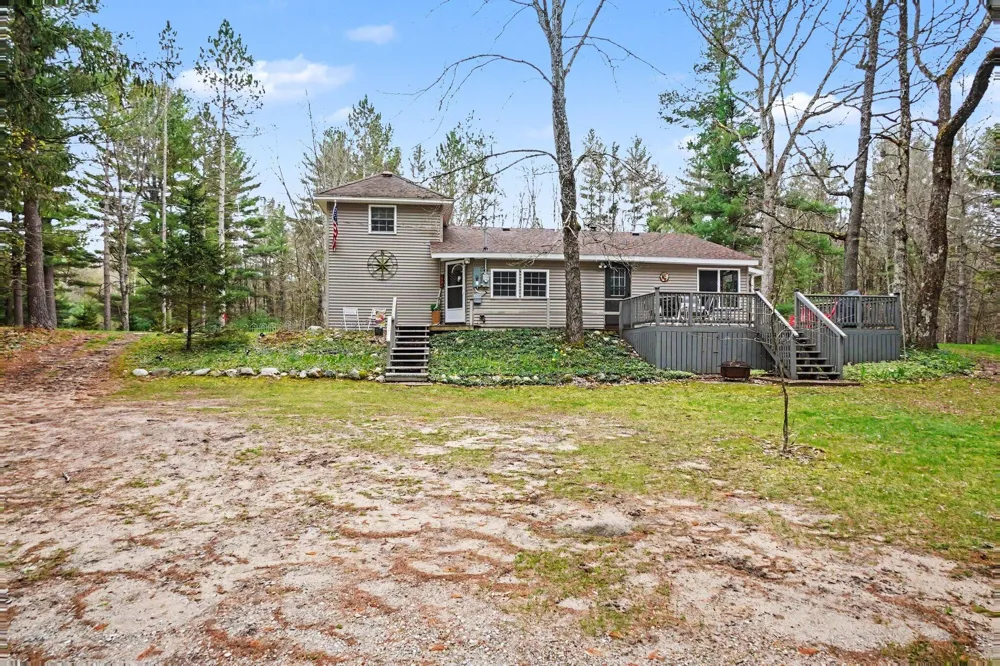 674 Michigan Avenue Wellston, MI 49689