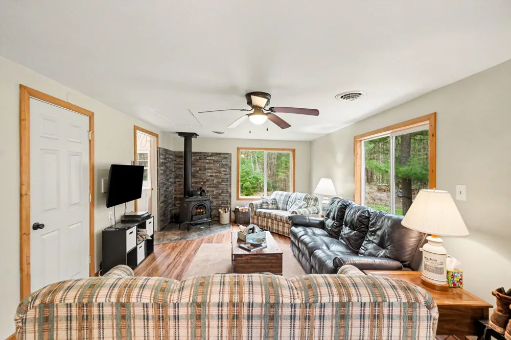 674 Michigan Avenue Wellston, MI 49689