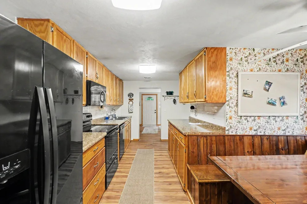 674 Michigan Avenue Wellston, MI 49689