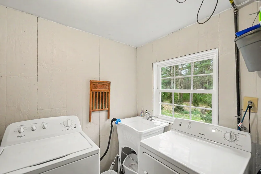 674 Michigan Avenue Wellston, MI 49689