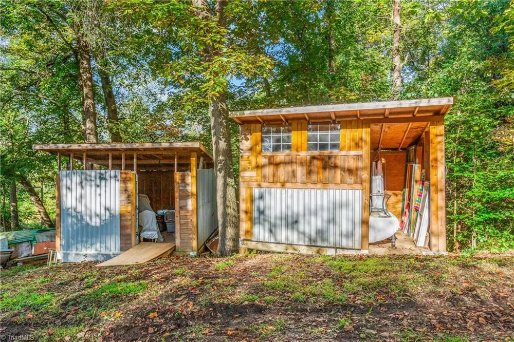 00 E Main Street Elkin, NC 28621
