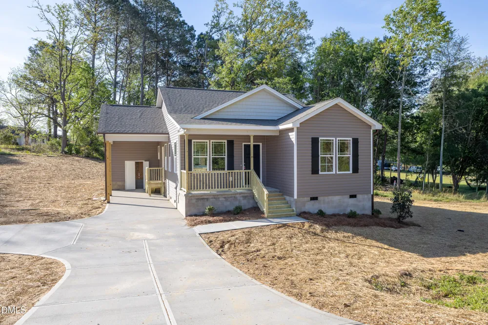 201 W Hamer Street Coats, NC 27521
