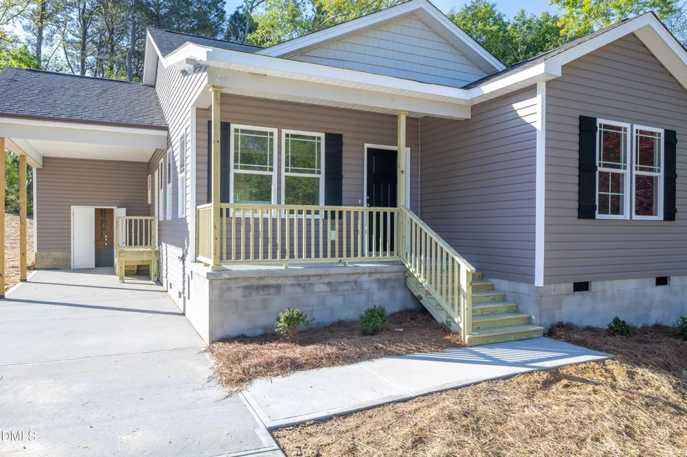201 W Hamer Street Coats, NC 27521