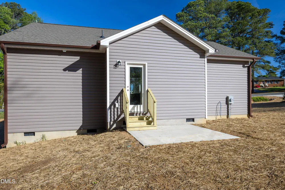 201 W Hamer Street Coats, NC 27521