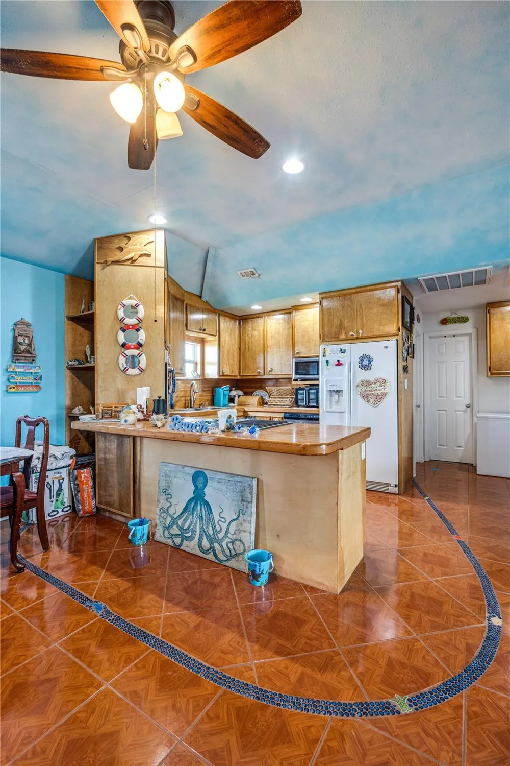 1495 Mabry Street Gilchrist, TX 77617