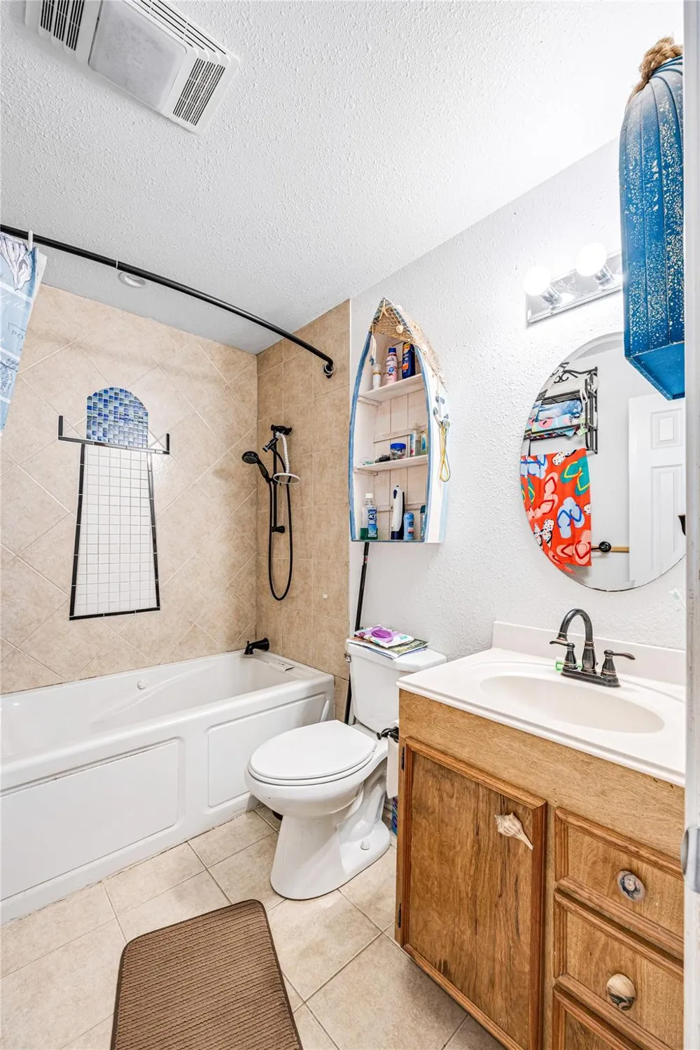 1495 Mabry Street Gilchrist, TX 77617