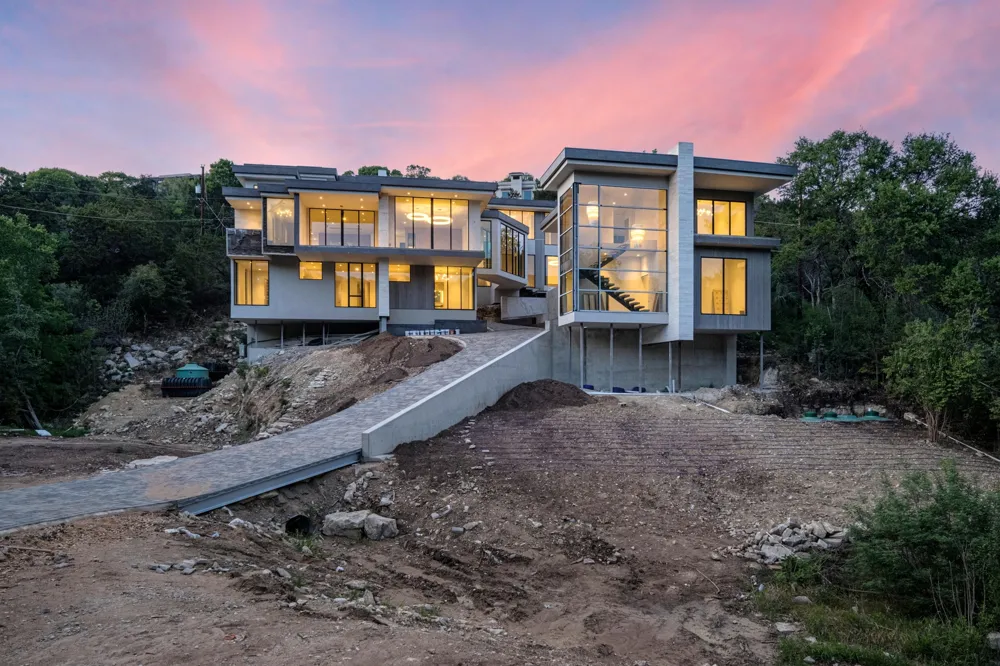 716 Laurel Valley Road West Lake Hills, TX 78746