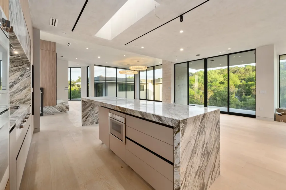 716 Laurel Valley Road West Lake Hills, TX 78746