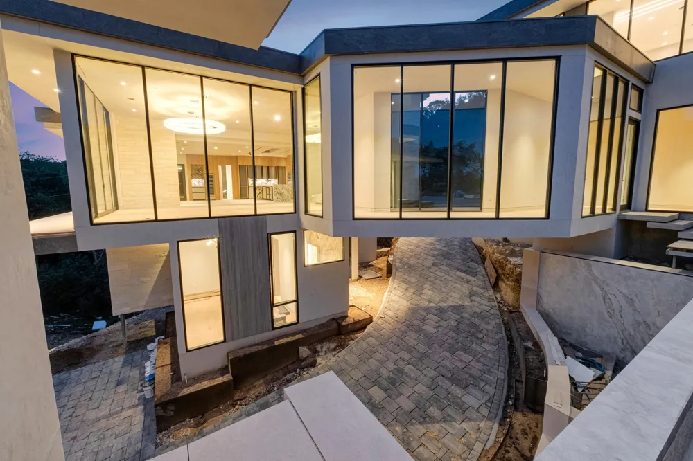716 Laurel Valley Road West Lake Hills, TX 78746