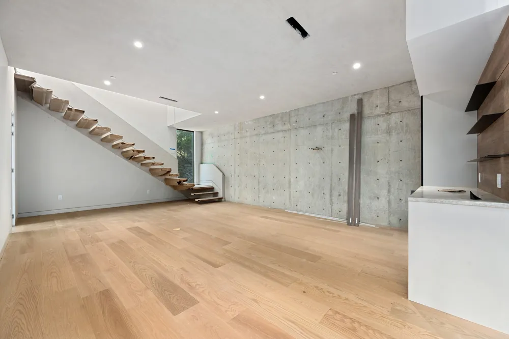 716 Laurel Valley Road West Lake Hills, TX 78746