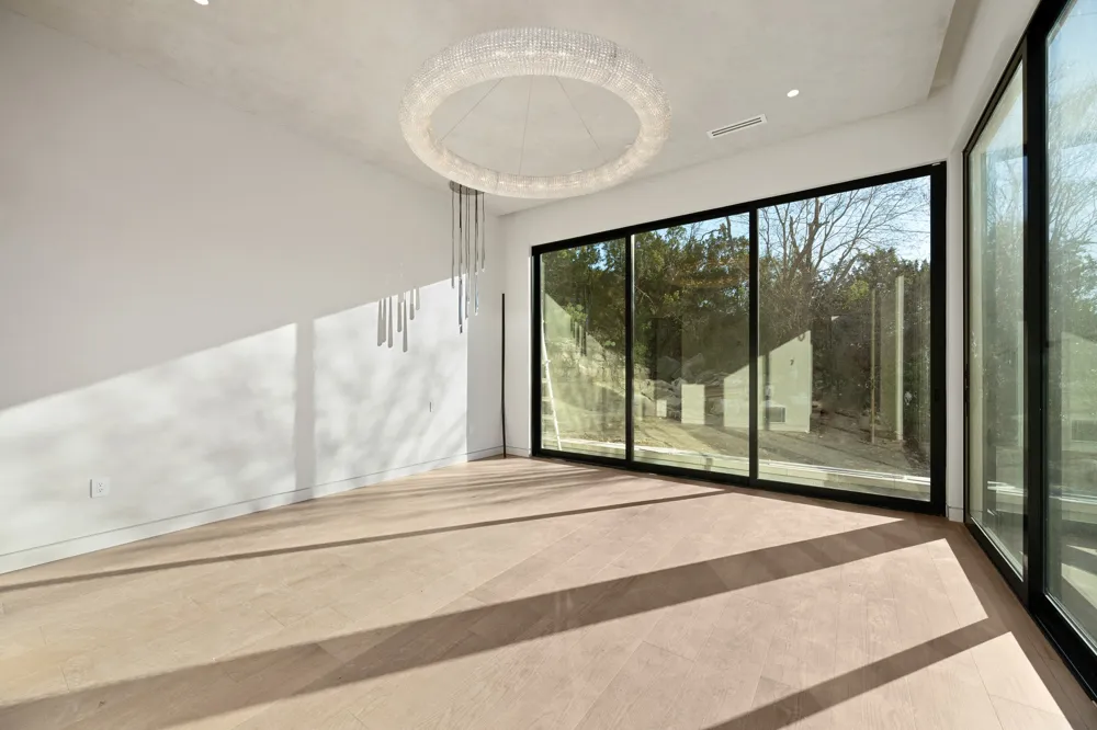 716 Laurel Valley Road West Lake Hills, TX 78746