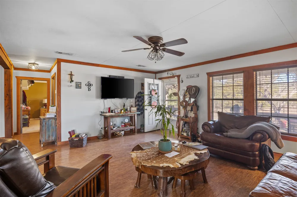641 Patterson Creek Road Leakey, TX 78873
