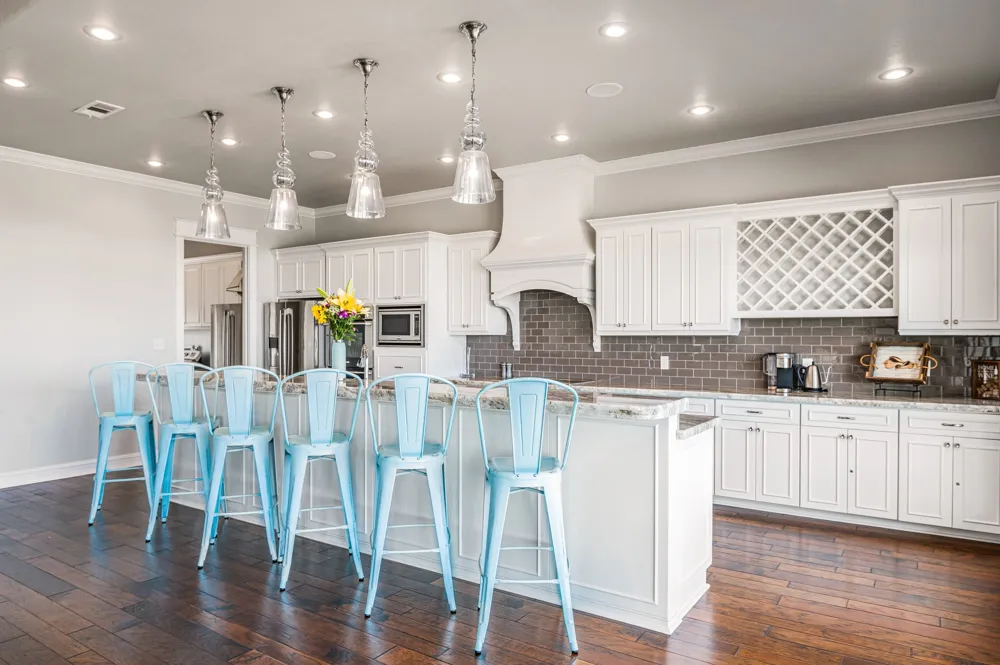 672 Villa Drive Crystal Beach, TX 77650