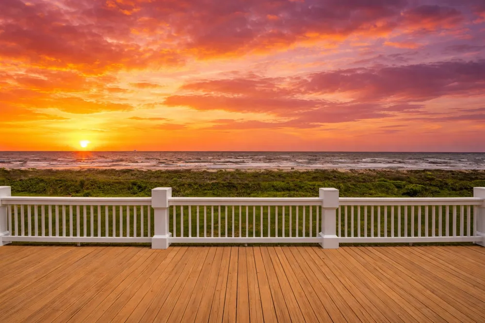 672 Villa Drive Crystal Beach, TX 77650