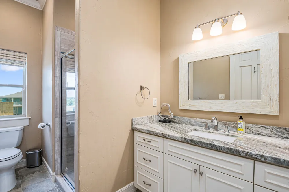 672 Villa Drive Crystal Beach, TX 77650