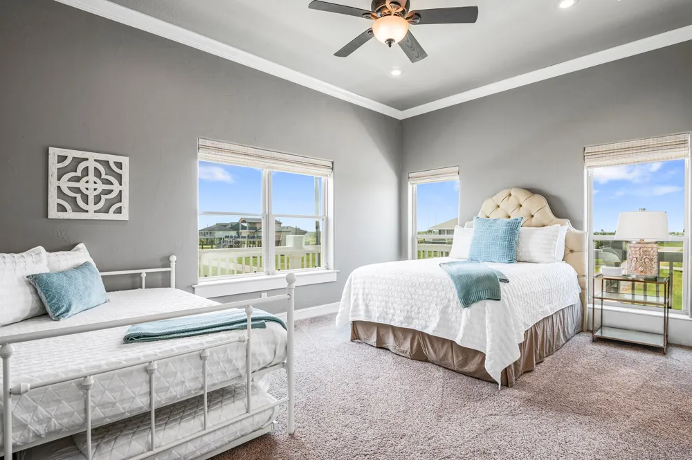 672 Villa Drive Crystal Beach, TX 77650