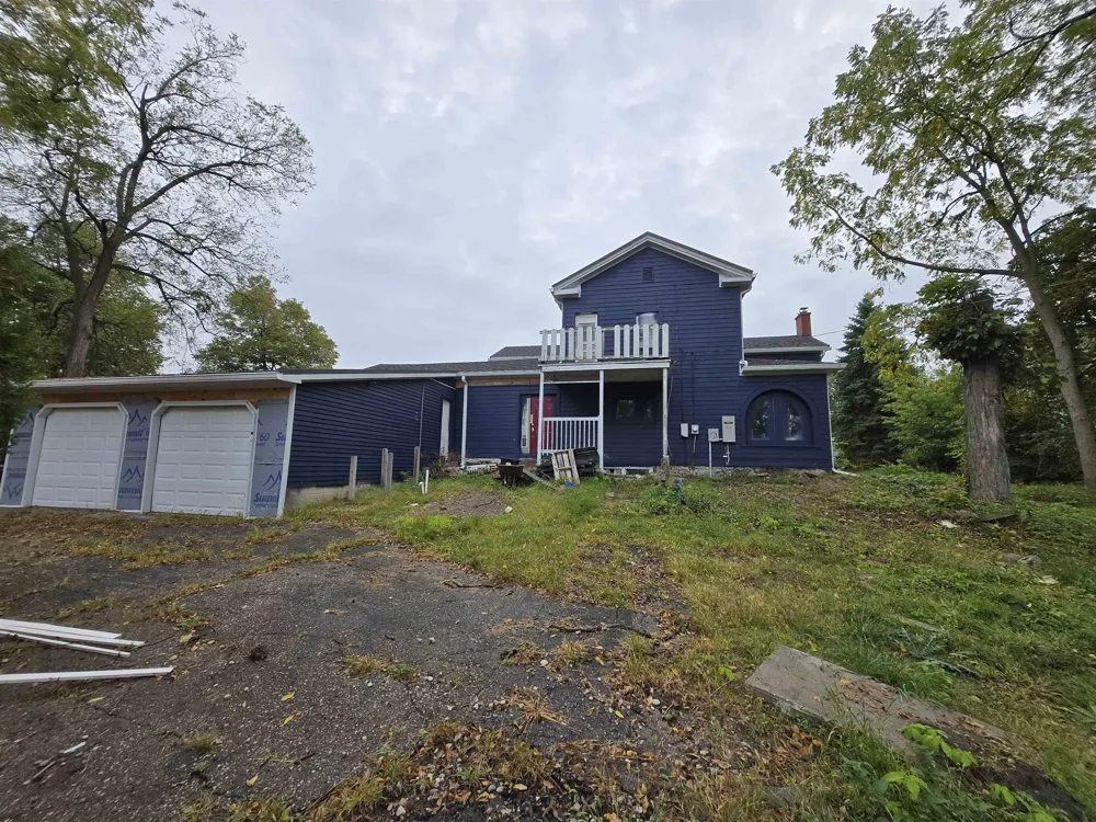 339 Main Street Lapeer City, MI 48446