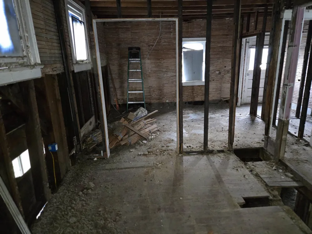 339 Main Street Lapeer City, MI 48446