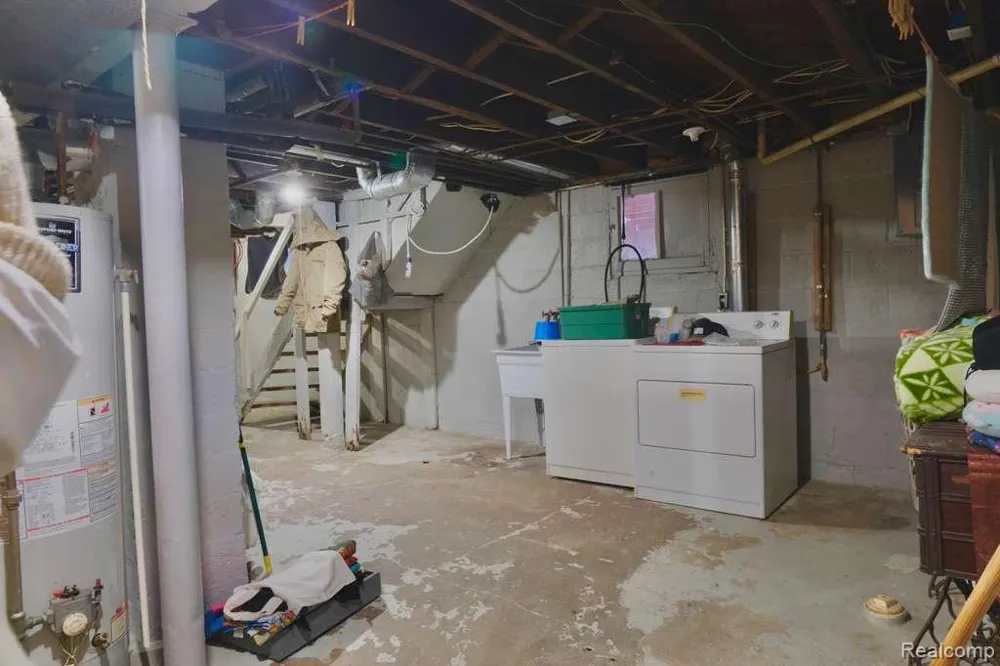 54 Abbott Street River Rouge City, MI 48218