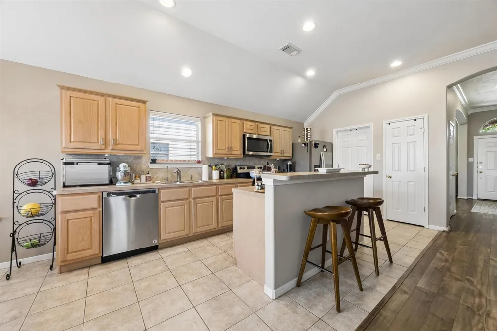 608 Brad Court Webster, TX 77598