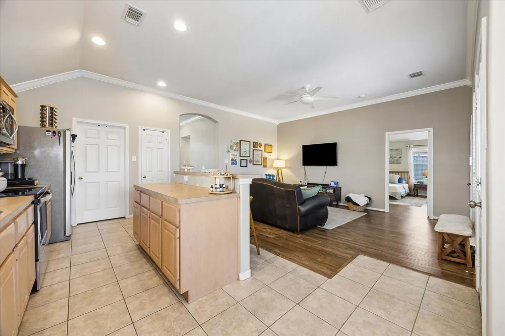 608 Brad Court Webster, TX 77598
