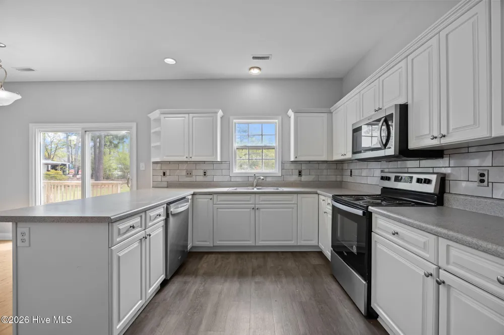 106 Bobwhite Circle Cape Carteret, NC 28584