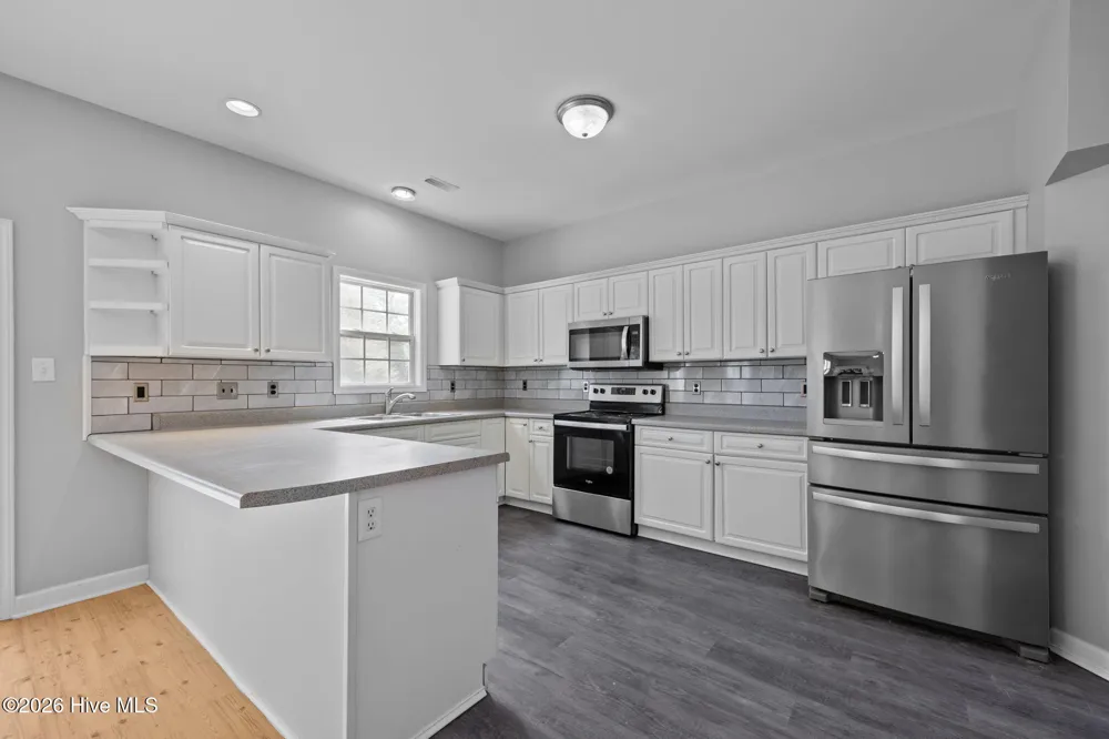 106 Bobwhite Circle Cape Carteret, NC 28584