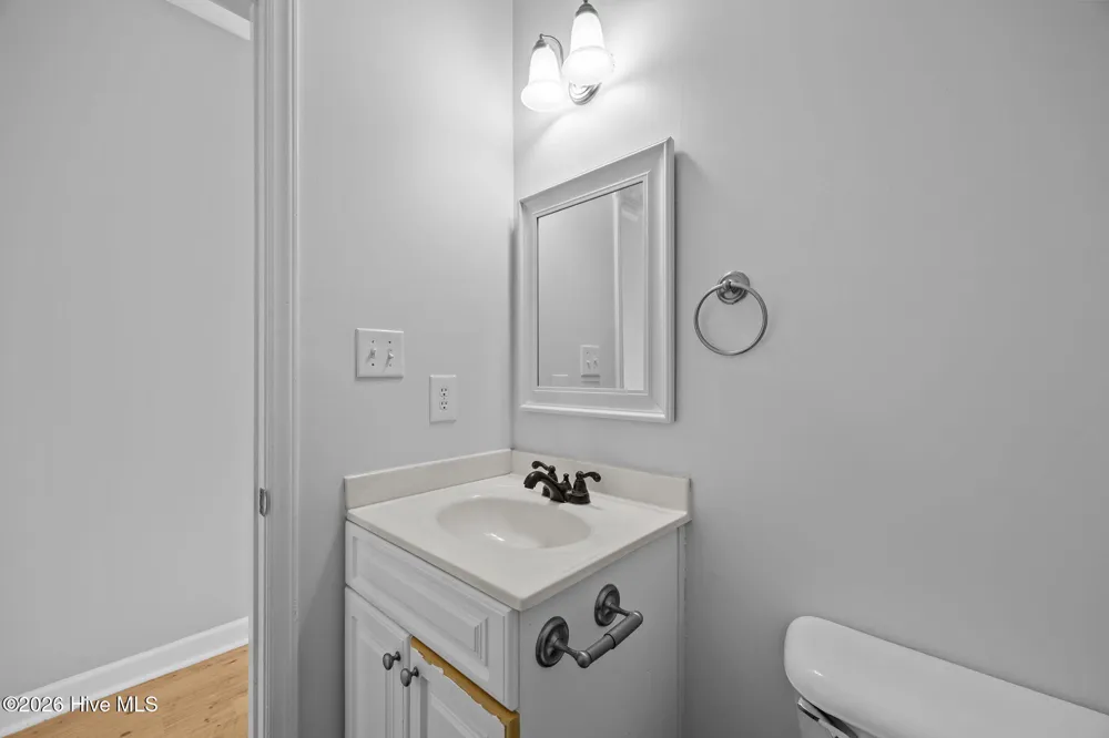 106 Bobwhite Circle Cape Carteret, NC 28584