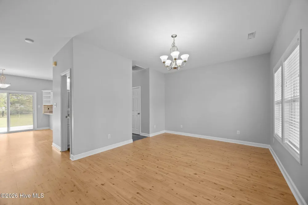 106 Bobwhite Circle Cape Carteret, NC 28584