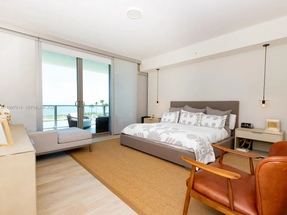 360 Ocean Dr #304S Key Biscayne, FL 33149