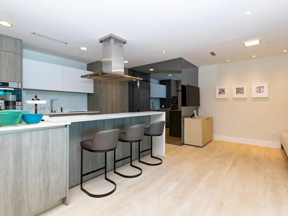 360 Ocean Dr #304S Key Biscayne, FL 33149