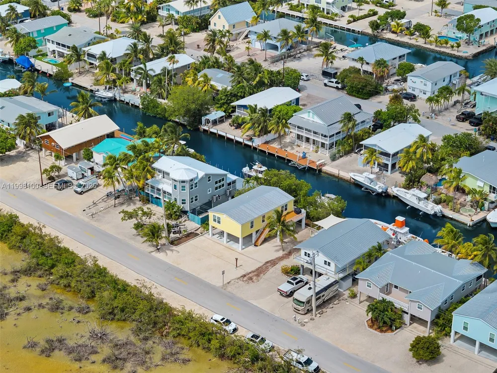 437 Pirates Rd Torch Key, FL 33042