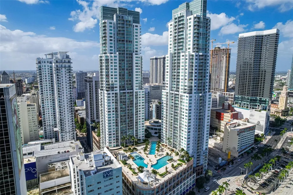 244 Biscayne Blvd #239 Miami, FL 33132