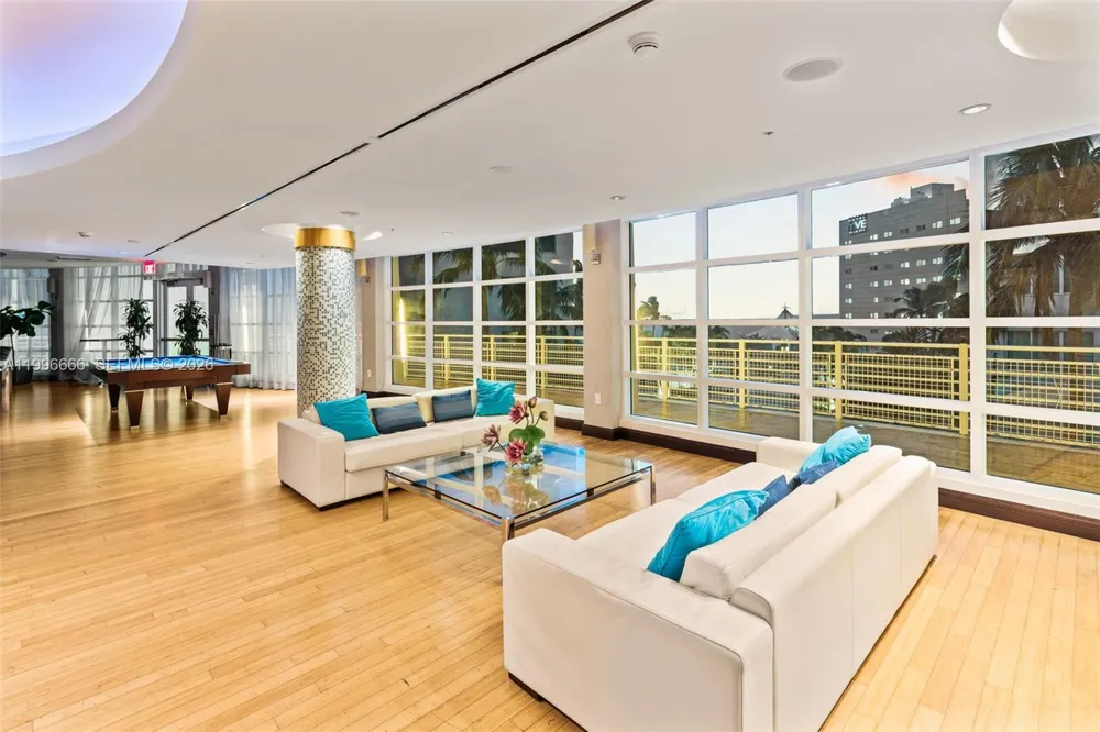 244 Biscayne Blvd #239 Miami, FL 33132