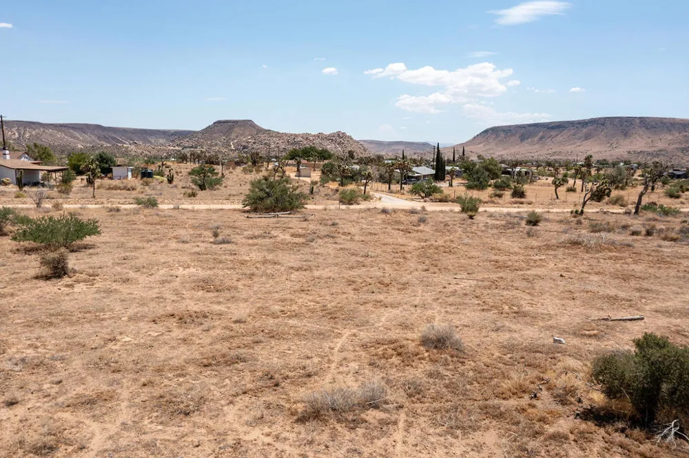 201 Pipes Canyon Road Pioneertown, CA 92268