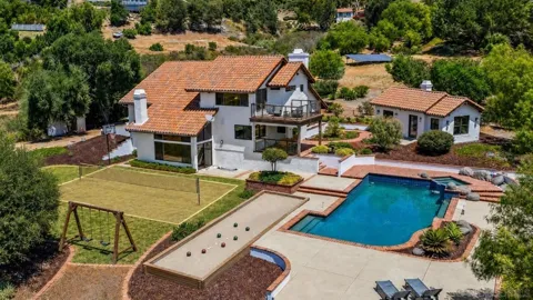 3453 Via Loma Vista