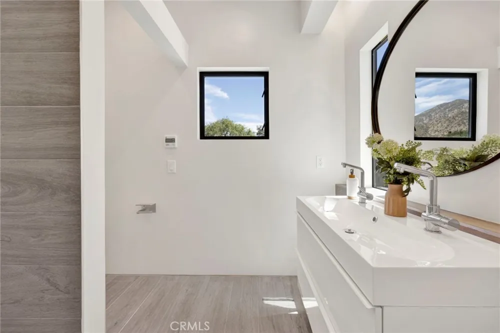 325 W Grandview Avenue Sierra Madre, CA 91024