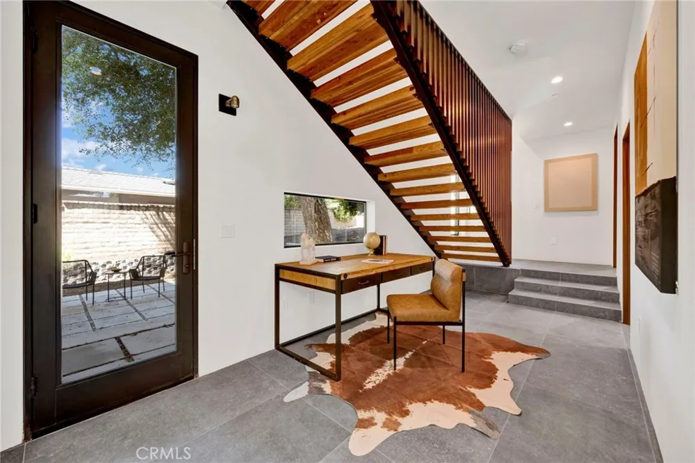 325 W Grandview Avenue Sierra Madre, CA 91024